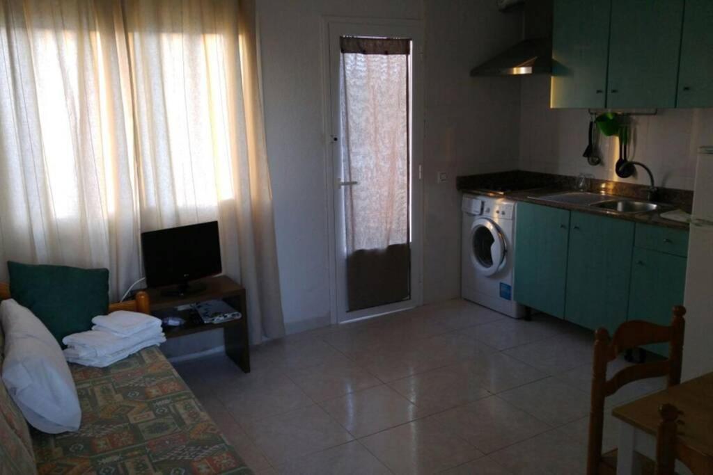 Tranquilo Apartamento Con Preciosa Cala En La Puerta シウタデリャ エクステリア 写真