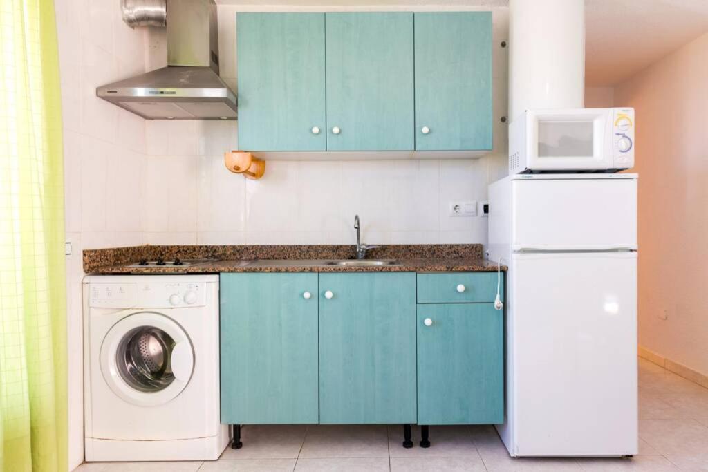 Tranquilo Apartamento Con Preciosa Cala En La Puerta シウタデリャ エクステリア 写真