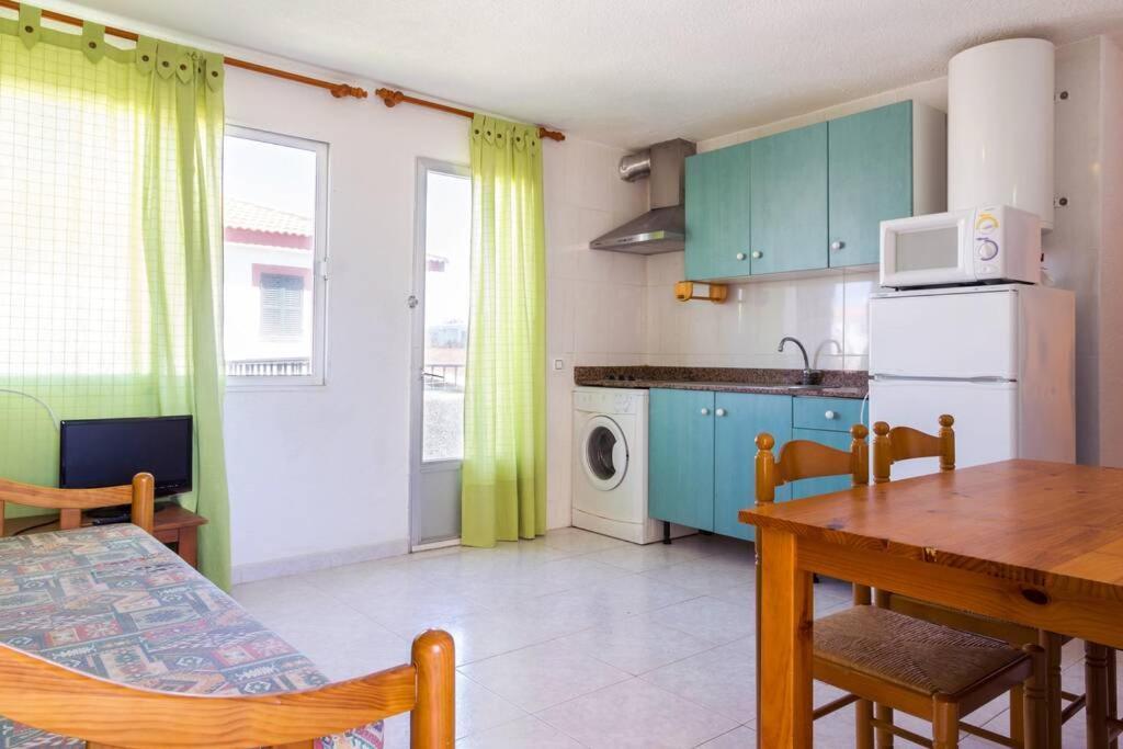 Tranquilo Apartamento Con Preciosa Cala En La Puerta シウタデリャ エクステリア 写真