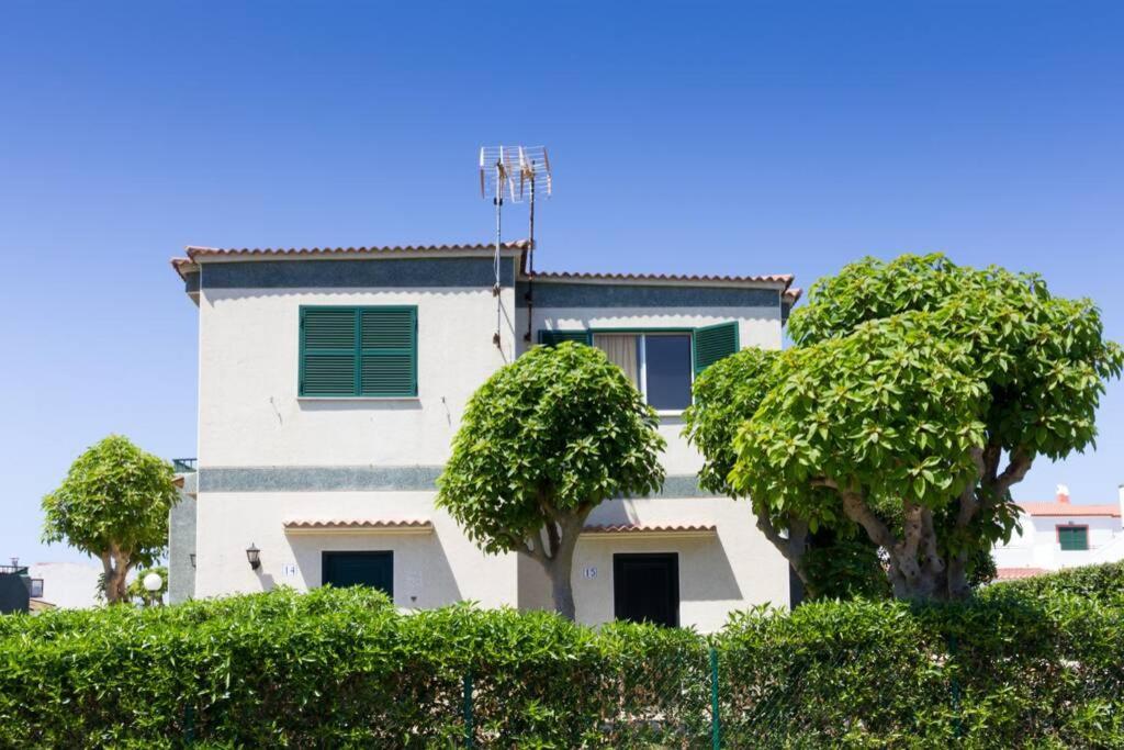 Tranquilo Apartamento Con Preciosa Cala En La Puerta シウタデリャ エクステリア 写真